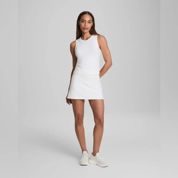 SPANX Bare Naked Crewneck Tank in Power White Women's Size Large - NWT - Picture 4 of 12